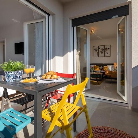 Sunny Island Apartment โตรกีร์ ภายนอก รูปภาพ
