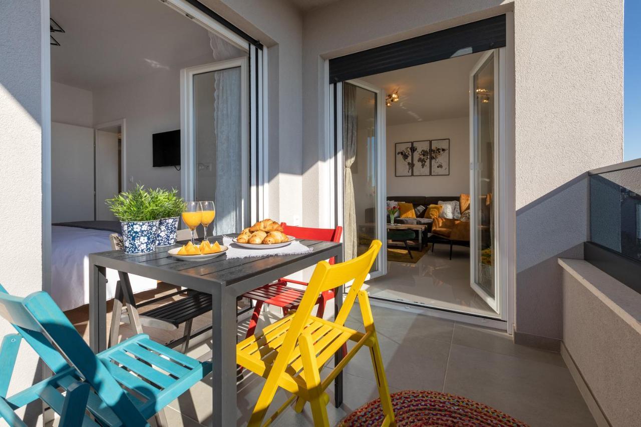 Sunny Island Apartment โตรกีร์ ภายนอก รูปภาพ