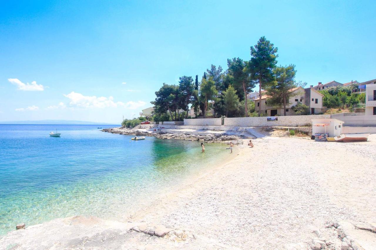 Sunny Island Apartment โตรกีร์ ภายนอก รูปภาพ